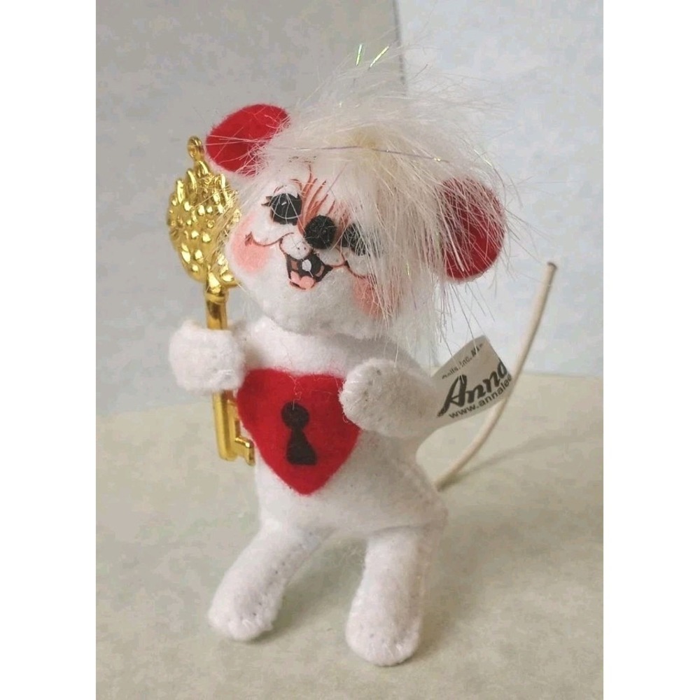 Annalee 2008 Key to My Heart White Mouse 3" Red Heart Love Valentine EUC